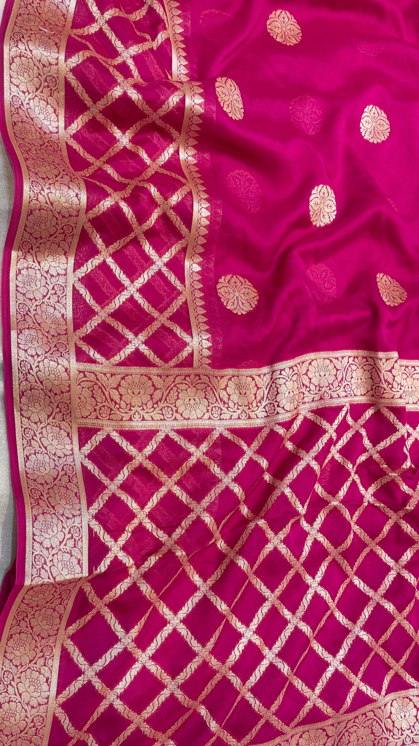 RANI PINK KHADDI SHIFFON SAREE WITH RESHAM WEAVING AND MEENA