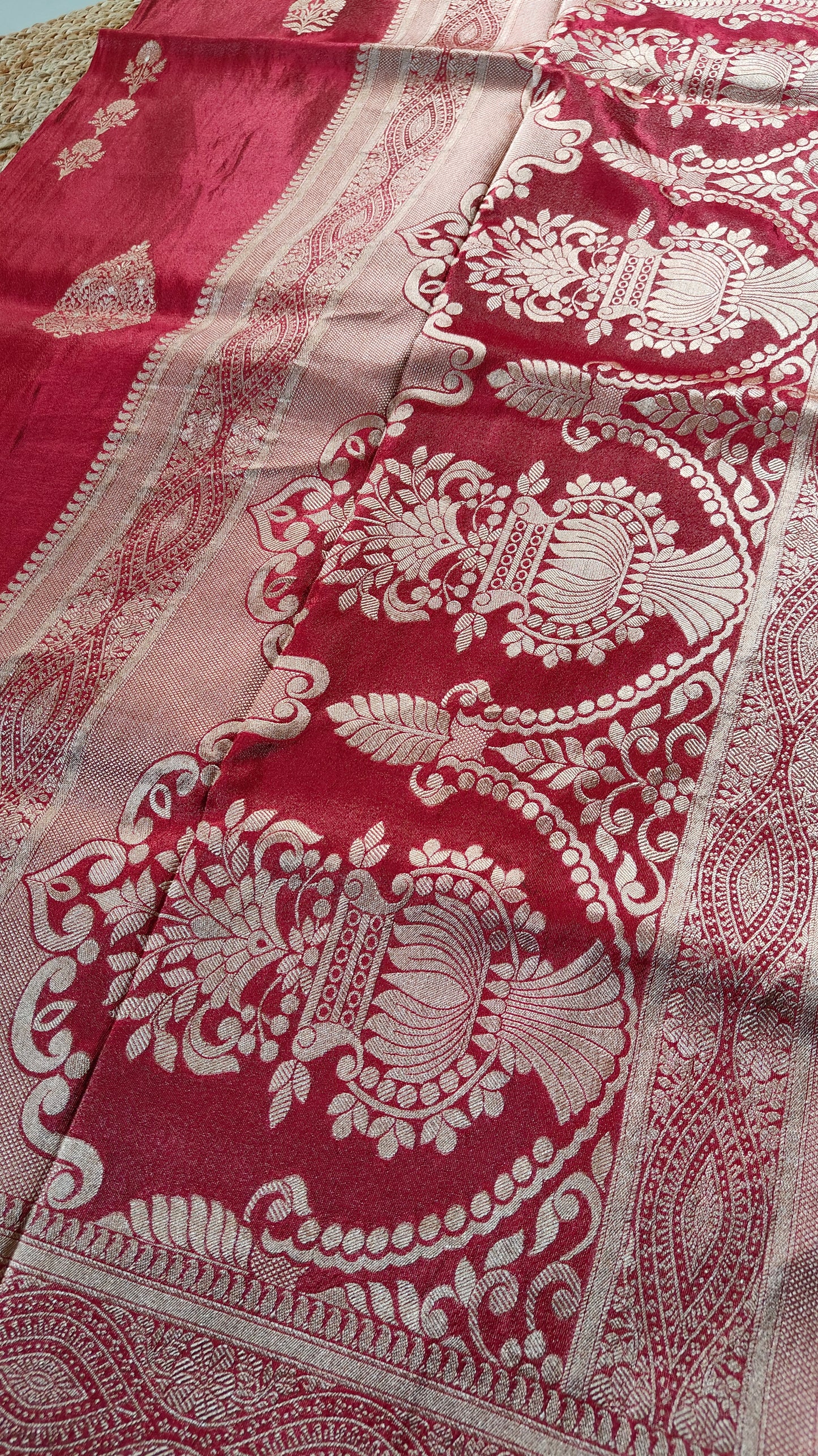 RED TISSUE SILK SAREE WITH FLOWER BUTTA MOTIF