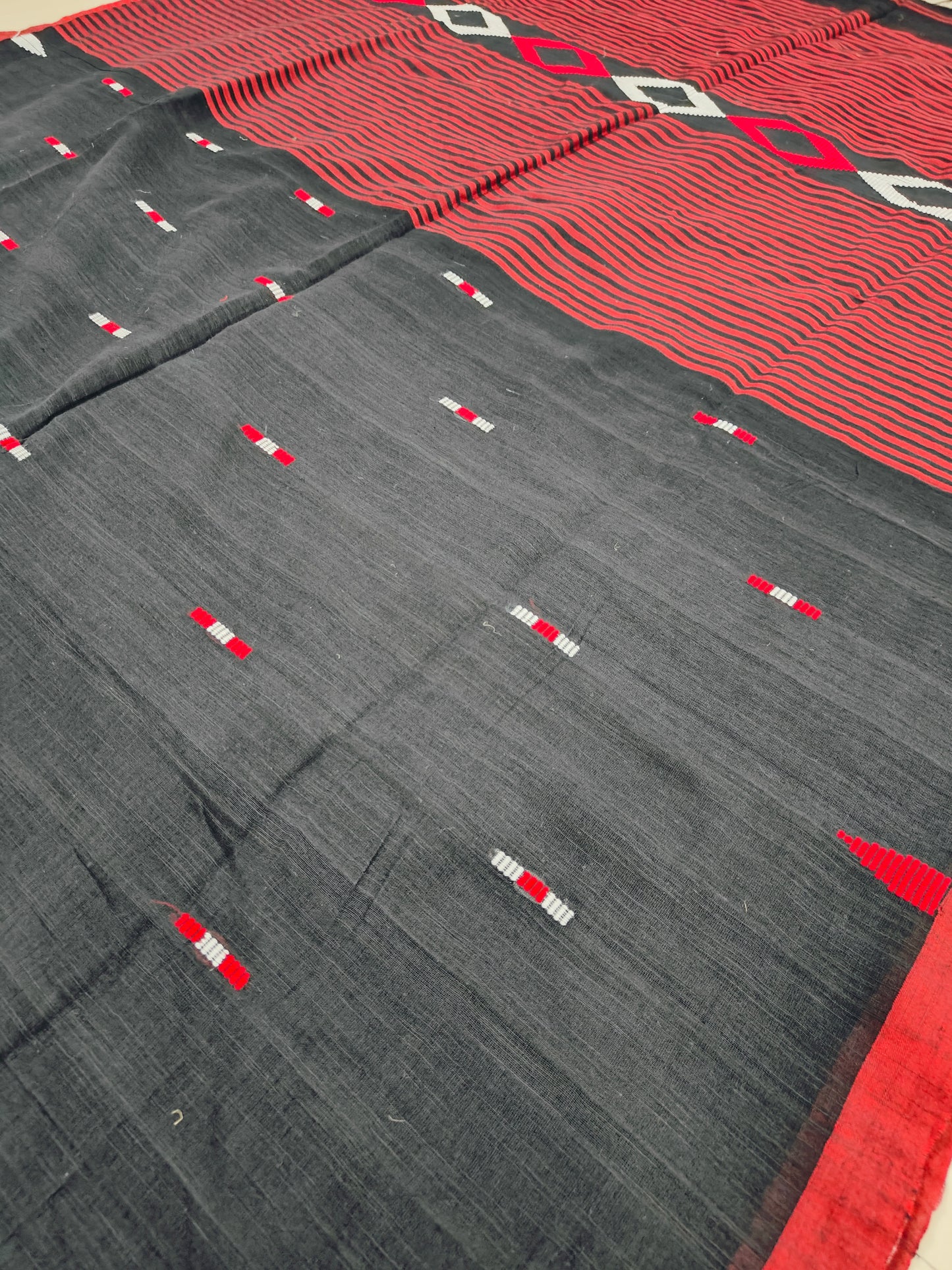 BLACK LINEN COTTON WITH GHICCA EMBRIODERY