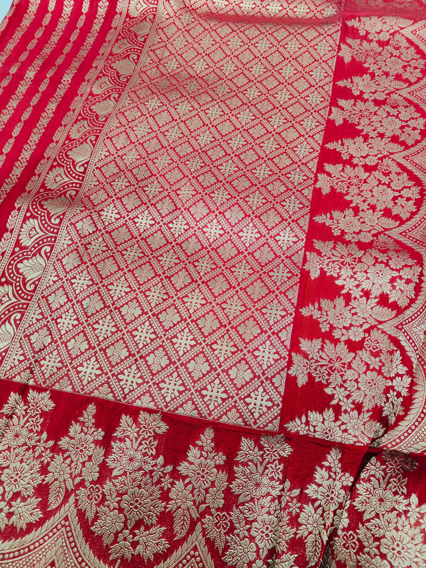 RED SILK SAREE with SCOLAP BORDER